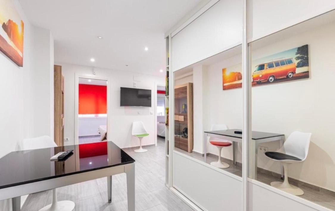 Vialia Apartamentos Suites Málaga Exteriör bild