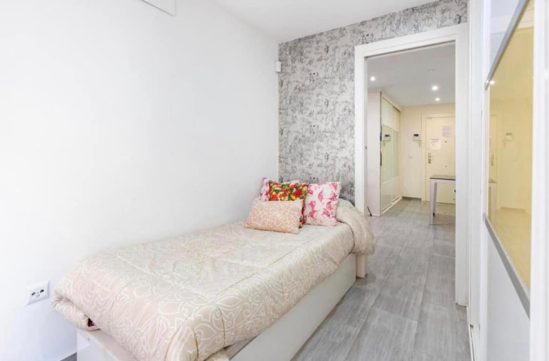 Vialia Apartamentos Suites Málaga Exteriör bild